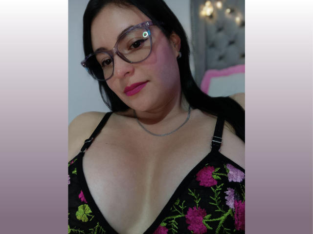 VaaleryStark - Live porn &amp; sex cam - 17058990
