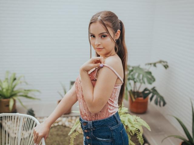 KiaraFire - Live porn &amp; sex cam - 17060594