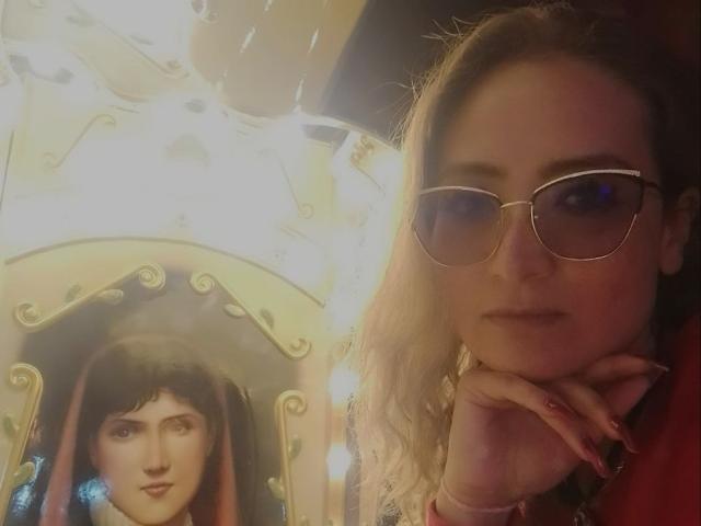 LucyRosiekus - פורנו בשידור חי ומצלמת סקס - 17060894