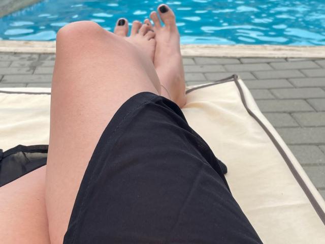 GoddessHarley - Live porn &amp; sex cam - 17066918