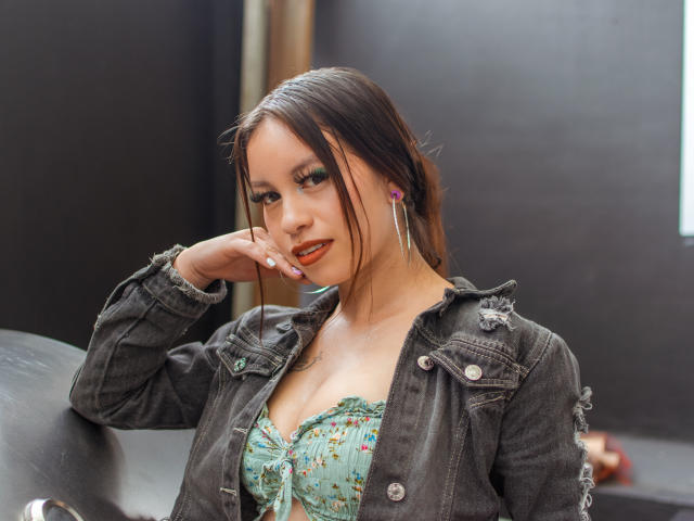 MarieMoore - Live Sex Cam - 17071742