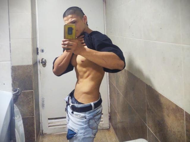 TomaDans - Sexe cam en vivo - 17080550