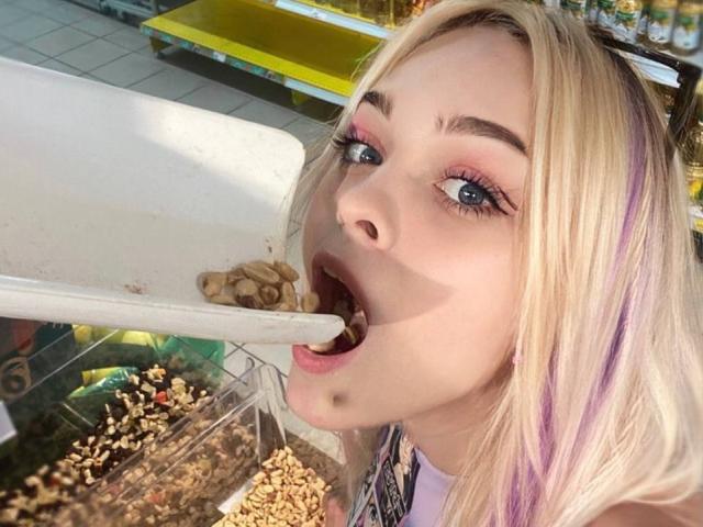 LolaCasey - Porno na żywo i seks kamera - 17083318