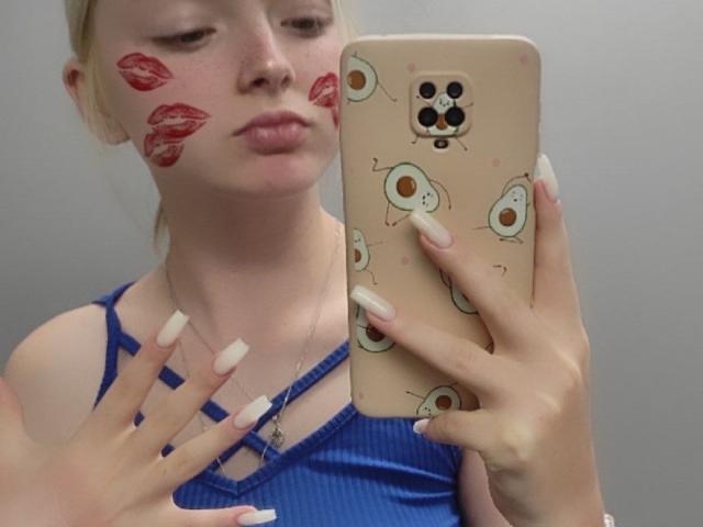 LaPochka - Élő pornó és szexkamera - 17085738