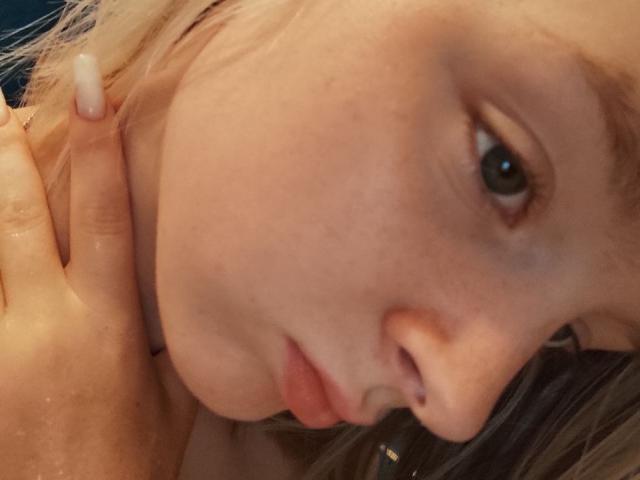 LaPochka - Élő pornó és szexkamera - 17085742