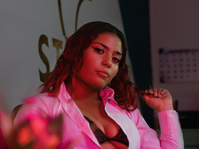 ChloeHills - Live porn &amp; sex cam - 17092758