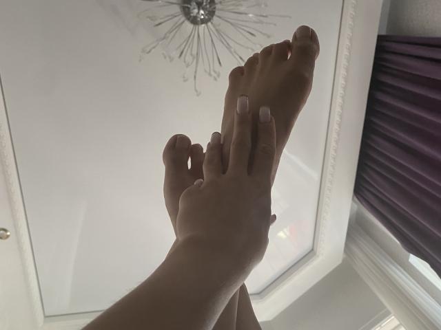 Elfina - Live porn &amp; sex cam - 17095698