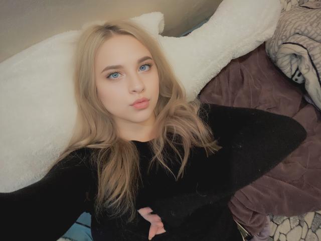 EvaKing - Live porn &amp; sex cam - 17103426