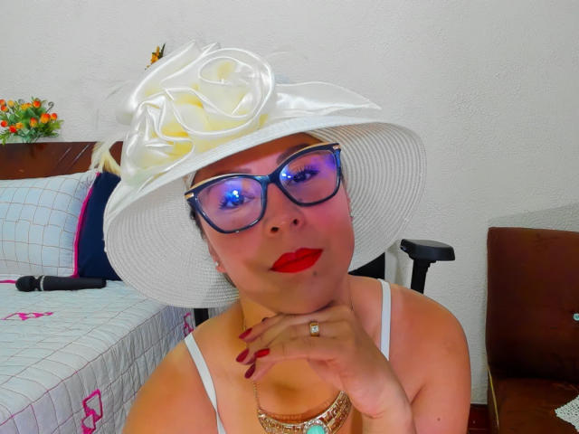 Contelaya - Live sex cam - 17105406