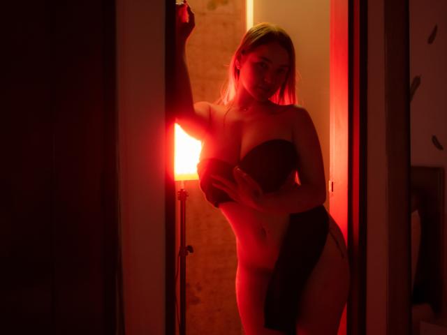 VictoriaLawrence - Live sex cam - 17106386