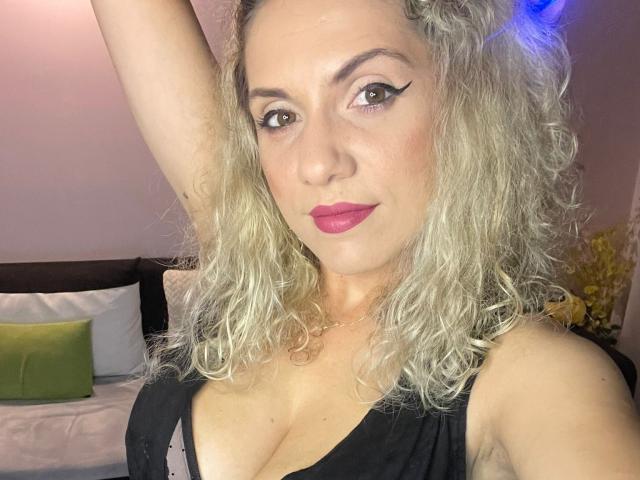 LucilleXSugar - Live porn &amp; sex cam - 17108990