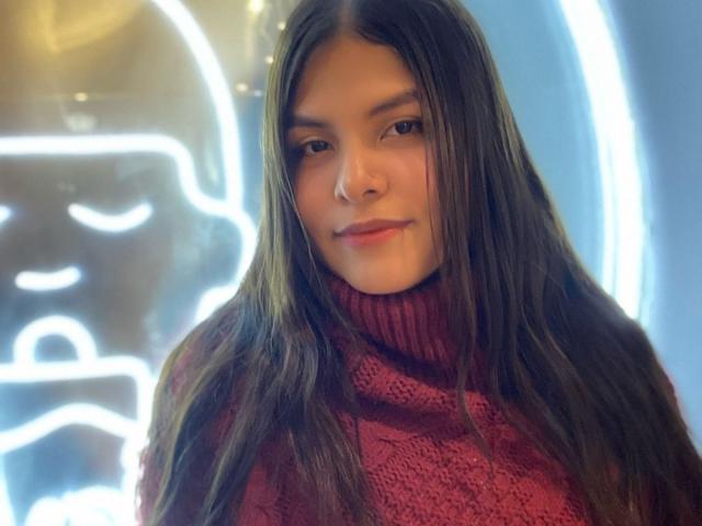 LuciaRobertz - Sexe cam en vivo - 17109686