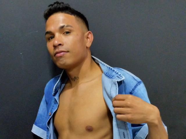 ElMago69 - Live Sex Cam - 17110834