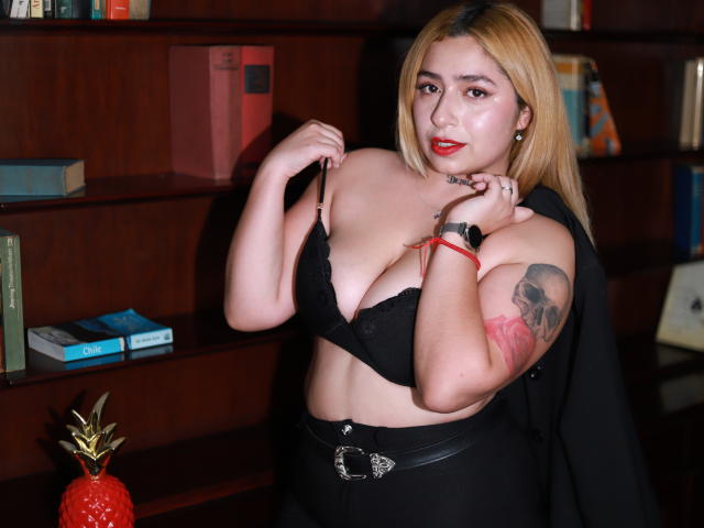 AmberMasson - Sexe cam en vivo - 17115102
