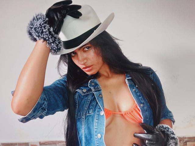 MeganBlackee - Live porn &amp; sex cam - 17115486