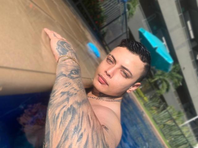 ZackRoss - Sexe cam en vivo - 17120658