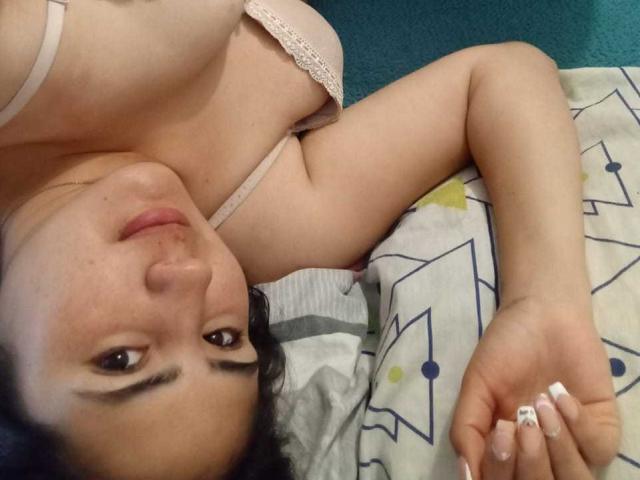 AstridStone - Live porn &amp; sex cam - 17132206