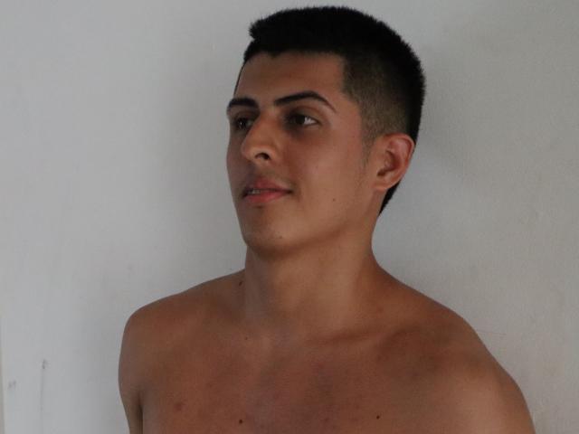 LuxuryMenBig - Sexe cam en vivo - 17134318