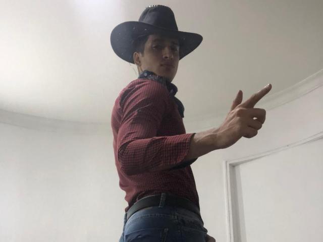 LuxuryMenBig - Live sexe cam - 17134858