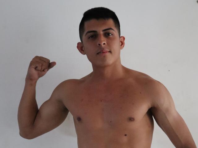 LuxuryMenBig - Live sexe cam - 17134950