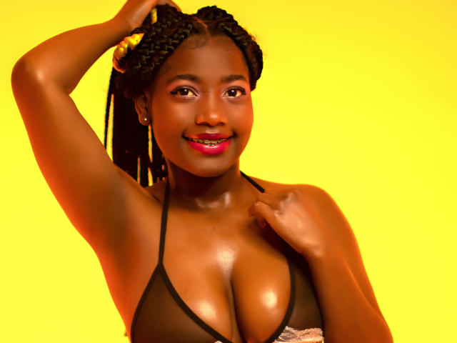 KathieJones - Sexe cam en vivo - 17136458