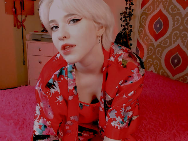 FirstSnoow - פורנו בשידור חי ומצלמת סקס - 17138882