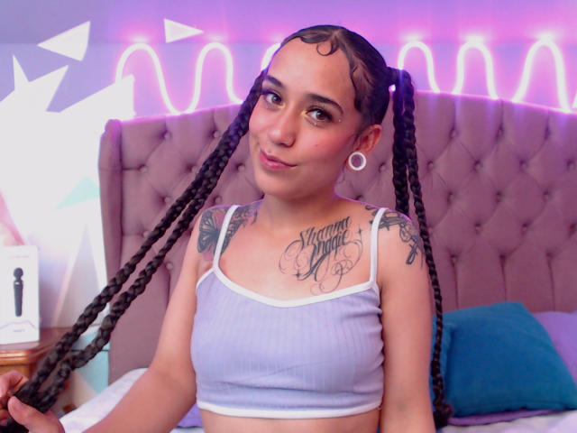 TaniaValentini - Live porn &amp; sex cam - 17152214