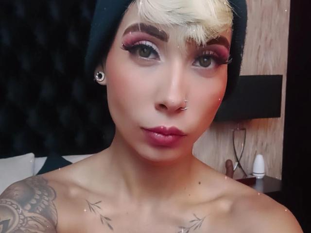 GabyCollins - Sexe cam en vivo - 17153254