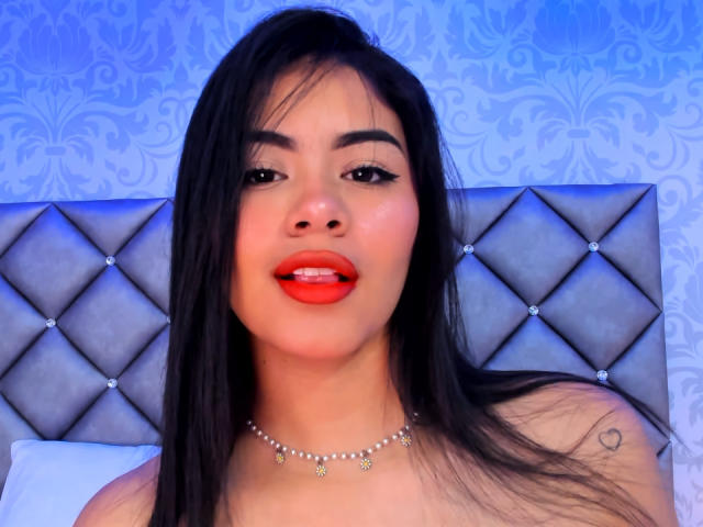 CassieRay - Live porno og sexkamera - 17169218