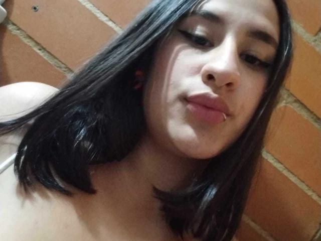 CoffyBarinks - Live sex cam - 17174098