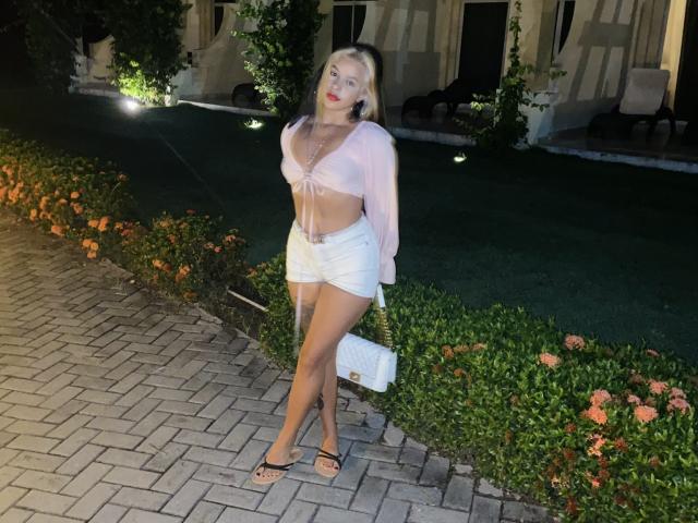 AnaArenas - Live porn &amp; sex cam - 17176606