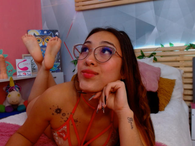 LynaMiller - Live sex cam - 17177370