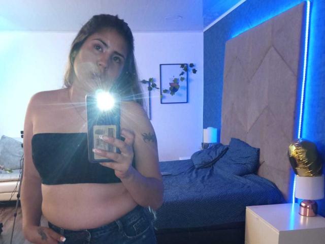 AstridStone - Live porn &amp; sex cam - 17177646