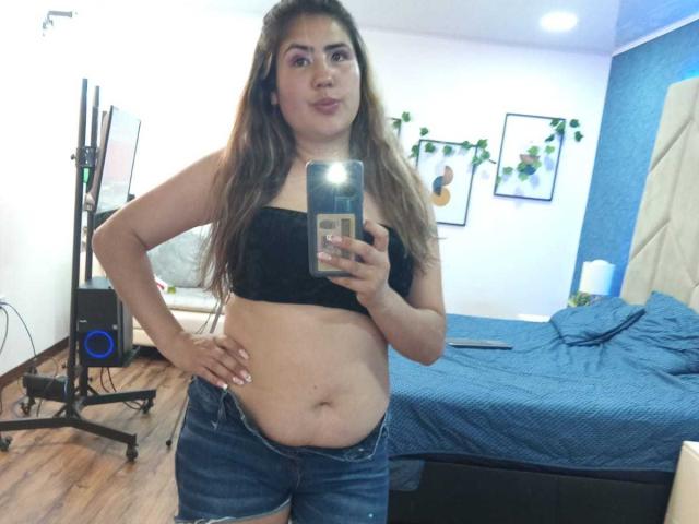 AstridStone - Live porn &amp; sex cam - 17177674