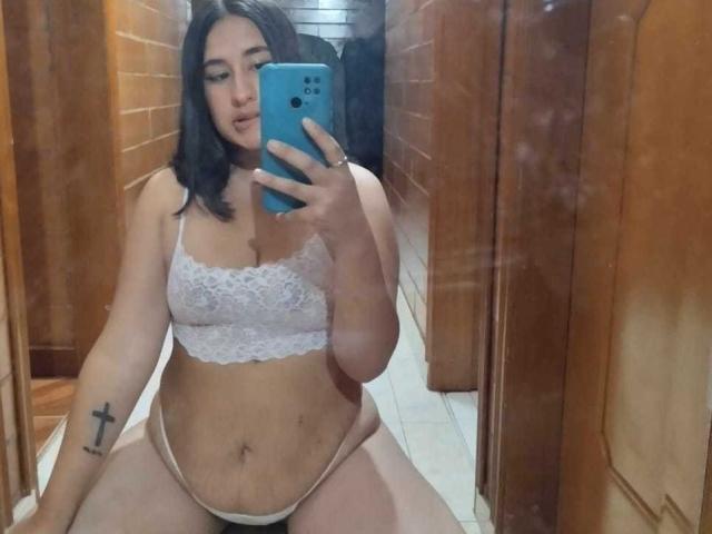 CoffyBarinks - Live porn &amp; sex cam - 17179154