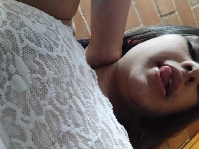 CoffyBarinks - Live porno og sexkamera - 17179170