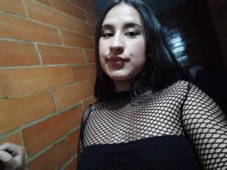 CoffyBarinks - Live porn &amp; sex cam - 17179334