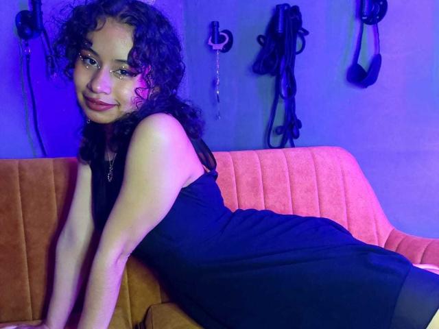 HeilyPeterson - Live porn &amp; sex cam - 17180070