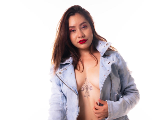 LilyThompson - Live porn &amp; sex cam - 17180474