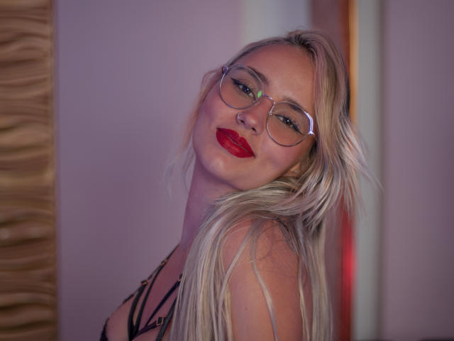 GreicyJones - сексуальная веб-камера в реальном времени - 17181482