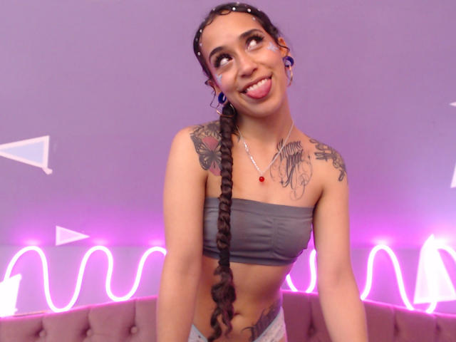 TaniaValentini - Live porn &amp; sex cam - 17186954