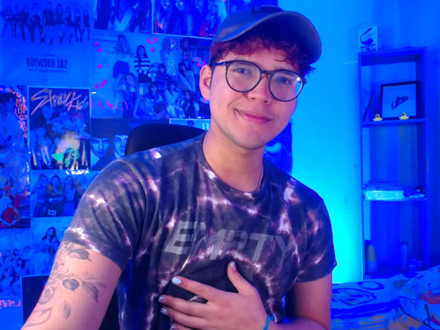 EddTerence - Live sex cam - 17189450