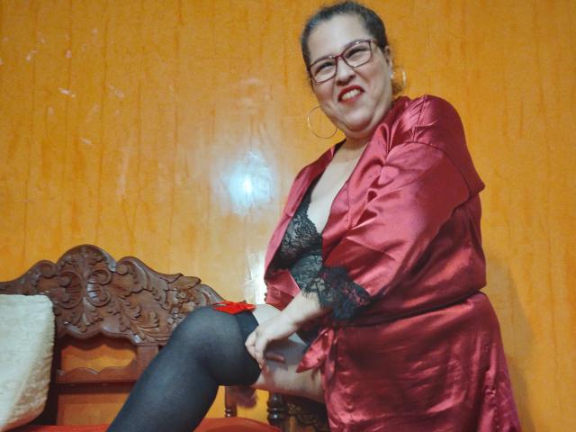 LorettaSanchez - Live porn &amp; sex cam - 17202778