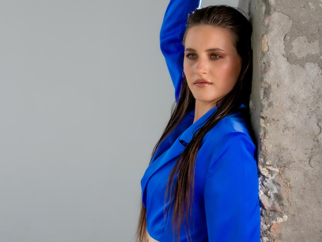 LeslieKorfs - Live porn &amp; sex cam - 17206818