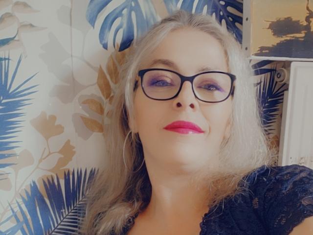 Melusia - Live porn &amp; sex cam - 17208058