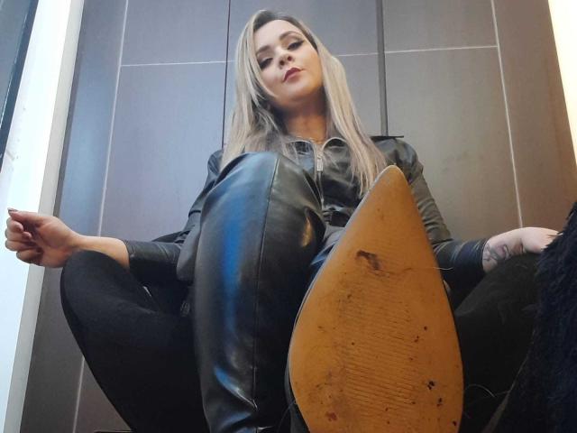 VictoriiaGray - Live porn &amp; sex cam - 17218174