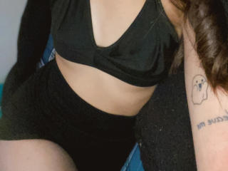 MellanieAngel - Sexe cam en vivo - 17221102