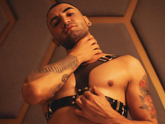 DominikoAisher - Sexe cam en vivo - 17228062