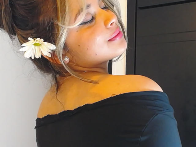 KateZoe - Live porn &amp; sex cam - 17232590