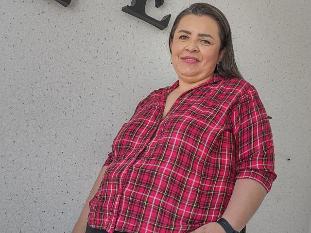 SofiaAnders - Live sex cam - 17242010